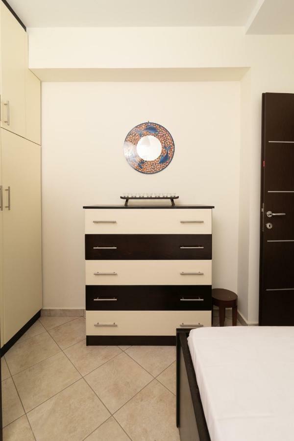 Seaview Flat Steps To The Beach Karavostasi  المظهر الخارجي الصورة