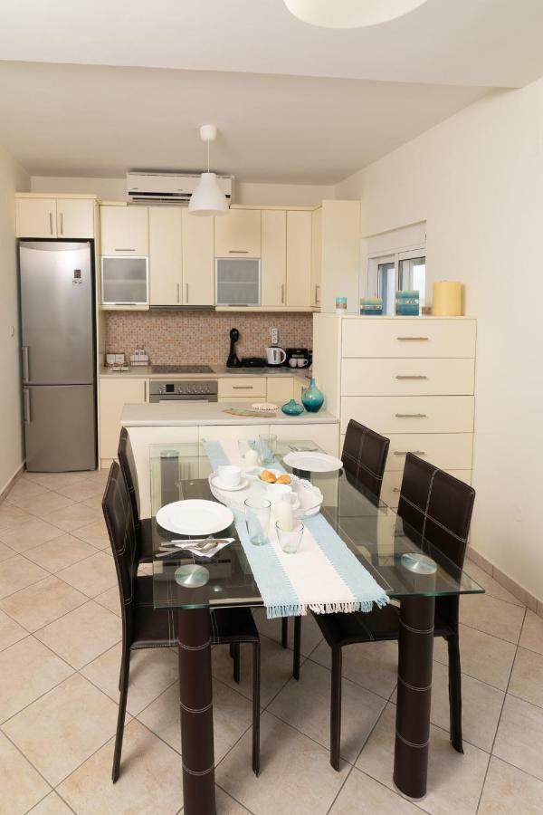 Seaview Flat Steps To The Beach Karavostasi  المظهر الخارجي الصورة