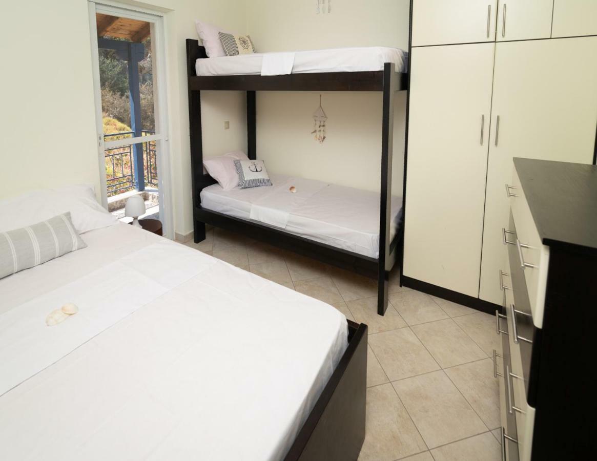 Seaview Flat Steps To The Beach Karavostasi  المظهر الخارجي الصورة